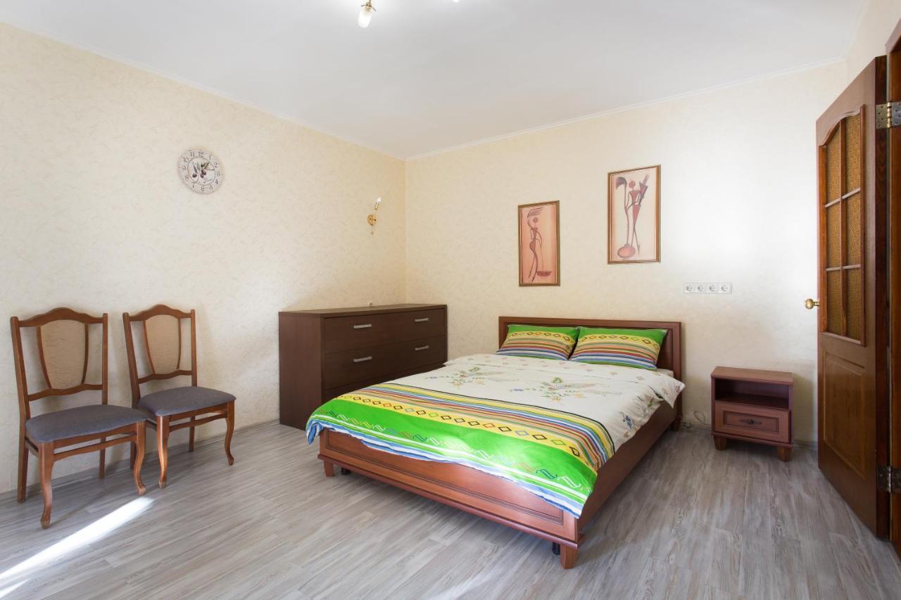Heroiv Kharkova Avenue 38-64 Exterior photo